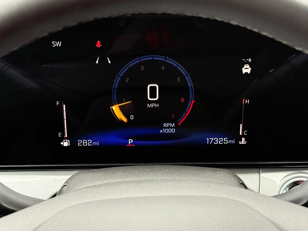 2025 Chevrolet Trax LT CLEAN CARFAX