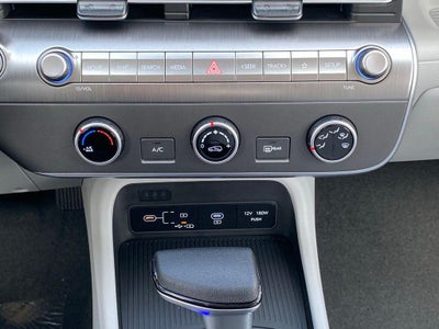 2026 Hyundai Kona SE FWD