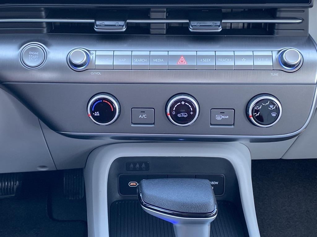 2026 Hyundai Kona SE AWD