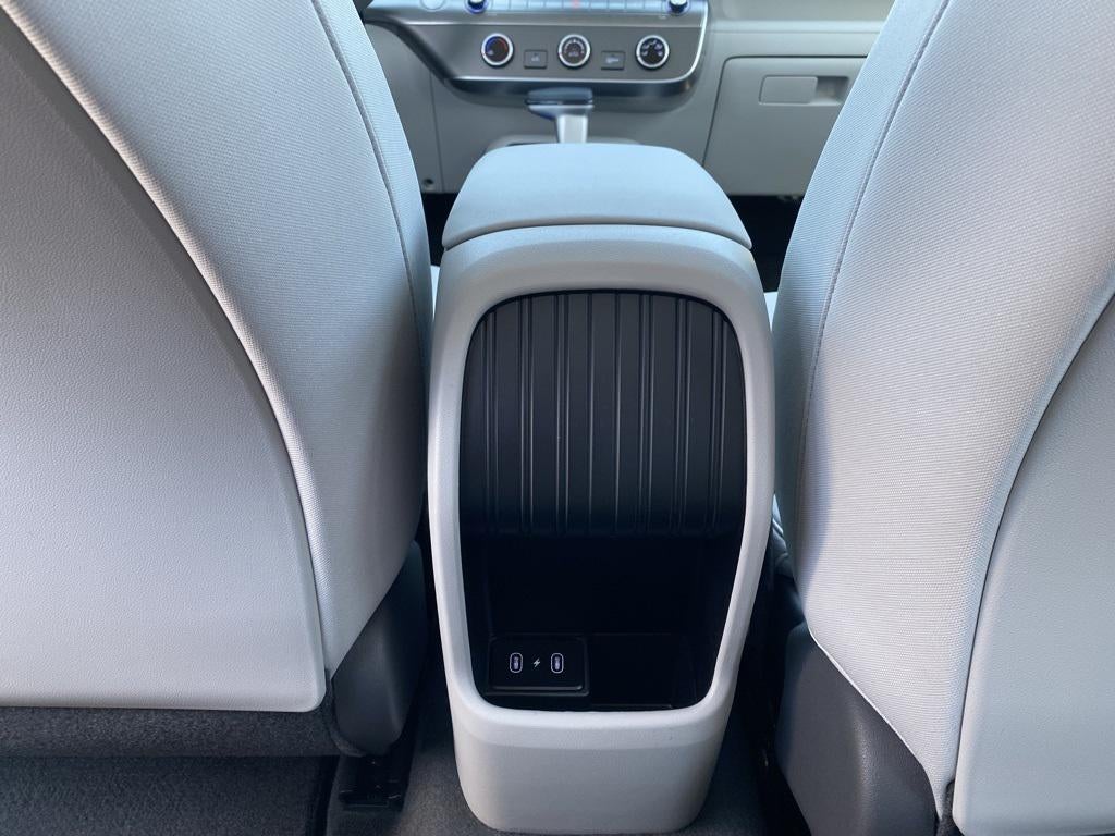 2026 Hyundai Kona SE AWD