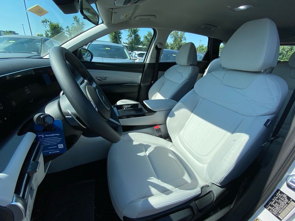 2026 Hyundai Tucson Hybrid Blue SE