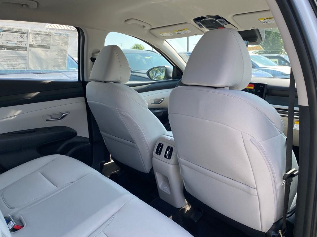 2026 Hyundai Tucson Hybrid Blue SE