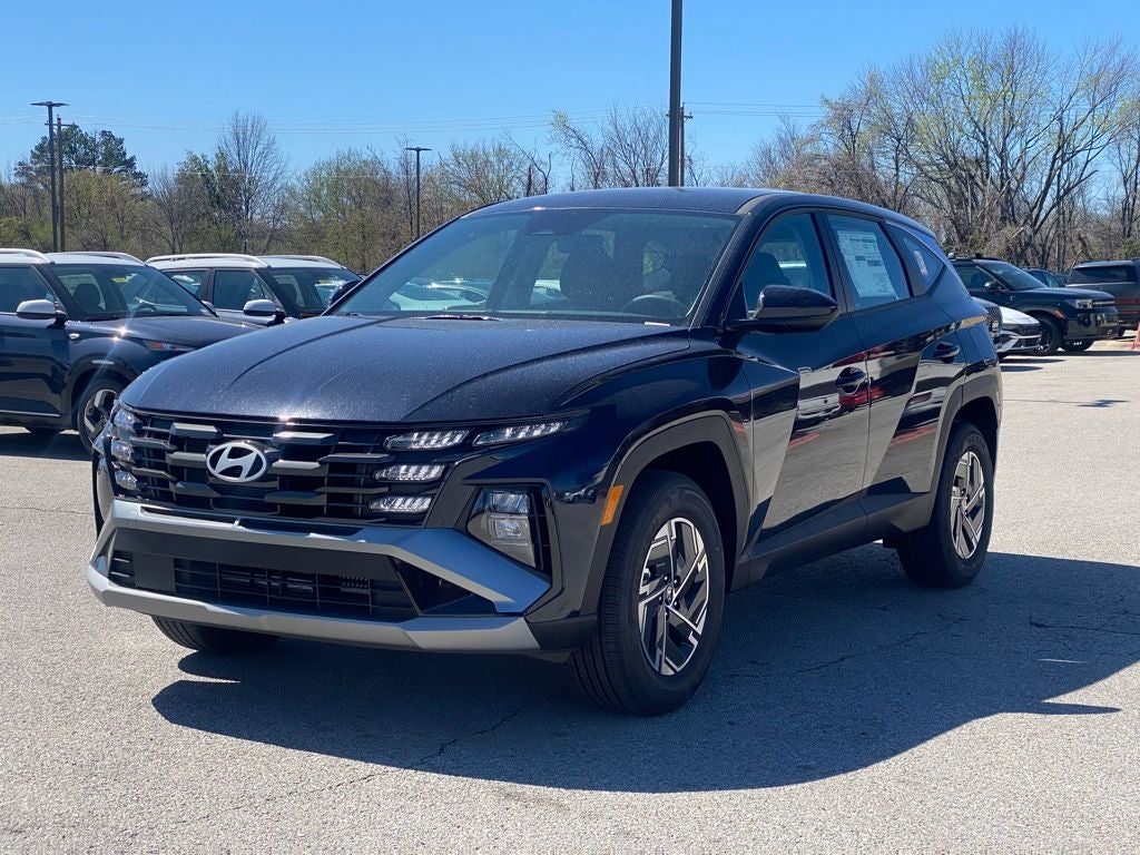 2026 Hyundai Tucson Hybrid Blue SE