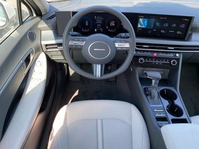 2025 Hyundai Sonata SE