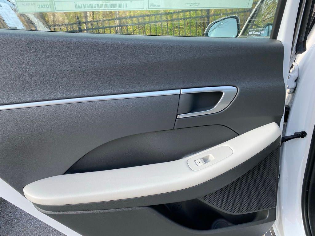 2025 Hyundai Sonata SE