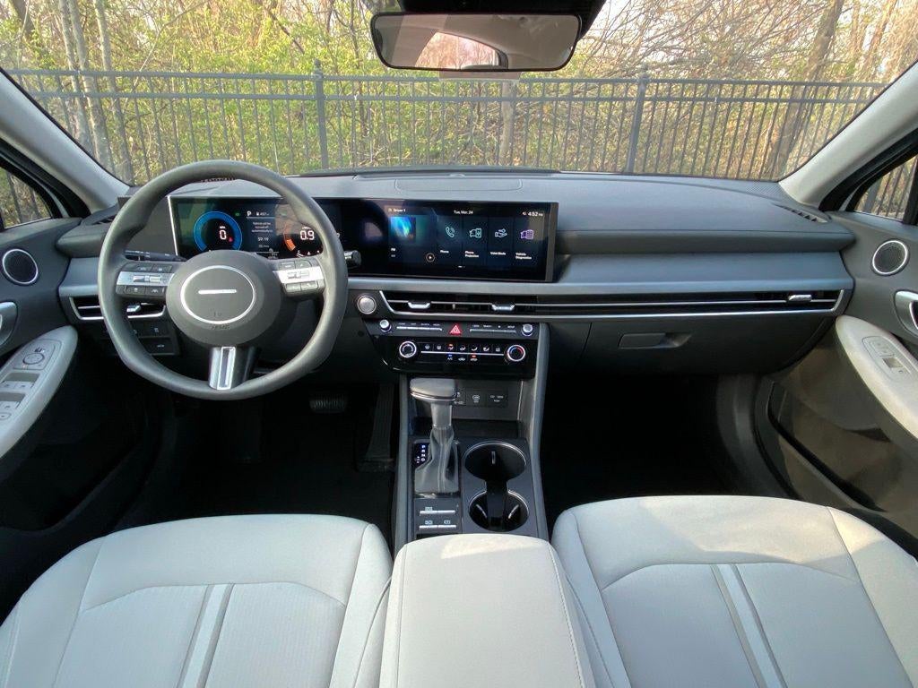 2025 Hyundai Sonata SE