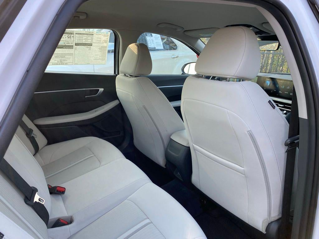 2025 Hyundai Sonata SE