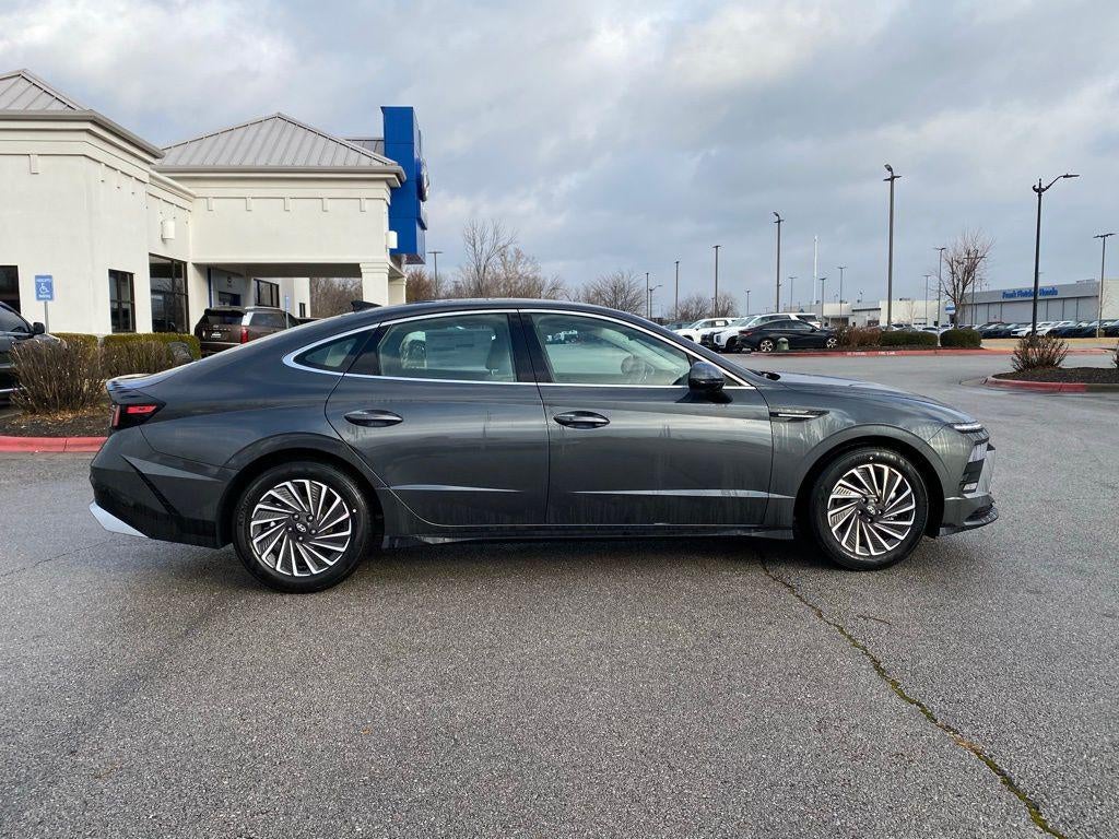 2026 Hyundai Sonata Hybrid SEL