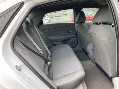 2026 Hyundai Elantra SE