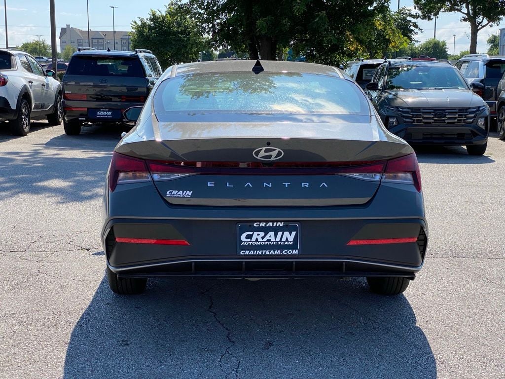 2026 Hyundai Elantra SE