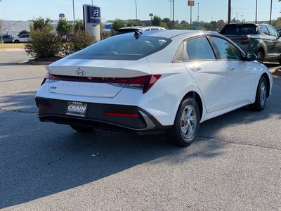 2026 Hyundai Elantra SE