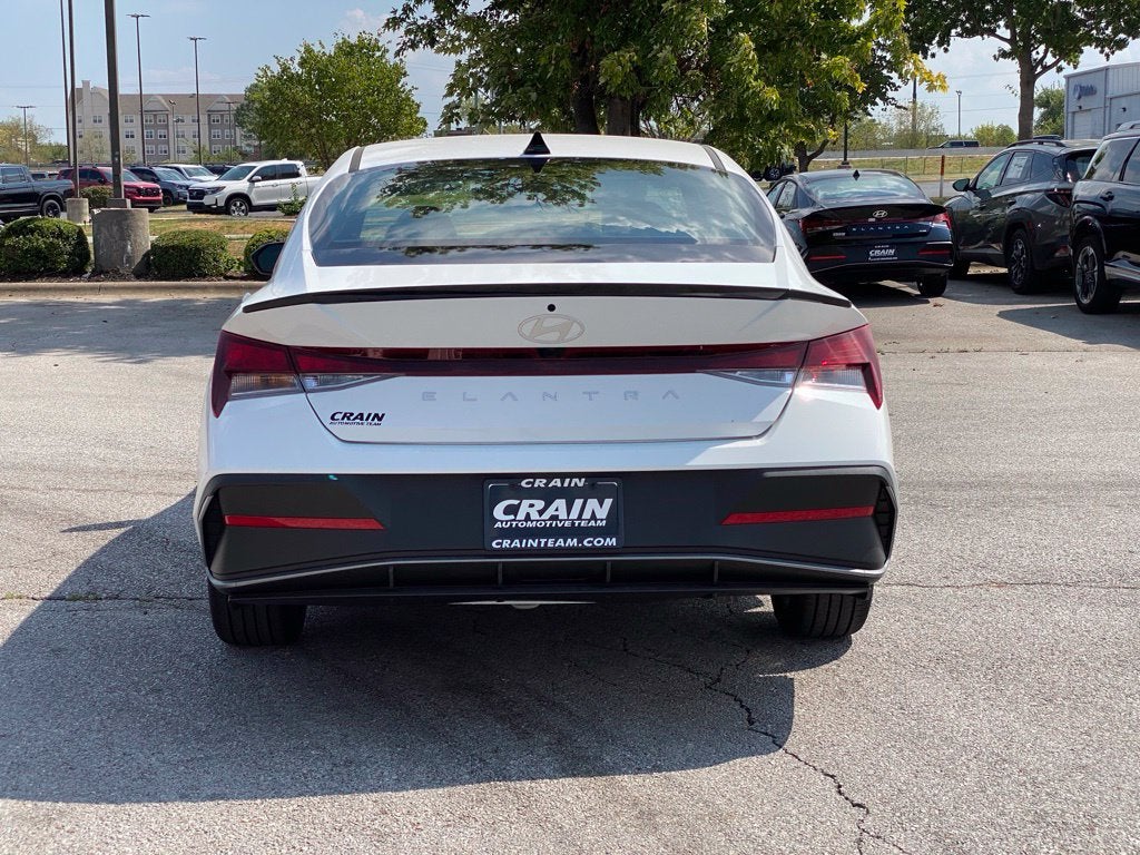 2026 Hyundai Elantra SEL Sport