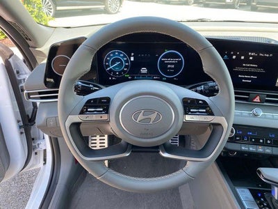 2025 Hyundai Elantra Hybrid SEL Sport