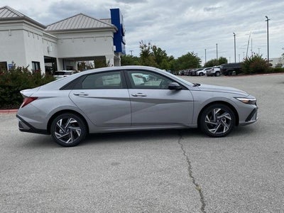 2025 Hyundai Elantra Hybrid SEL Sport