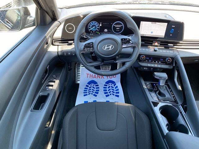 2025 Hyundai Elantra Hybrid SEL Sport