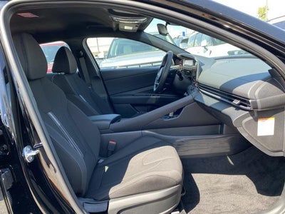 2025 Hyundai Elantra Hybrid SEL Sport