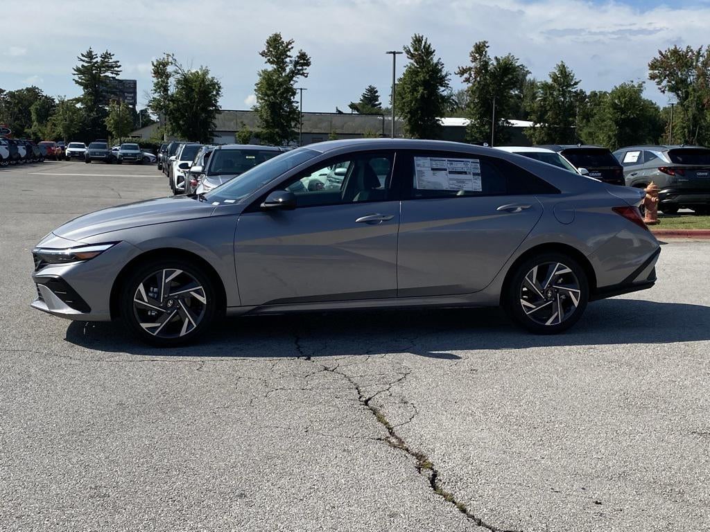 2025 Hyundai Elantra Hybrid SEL Sport