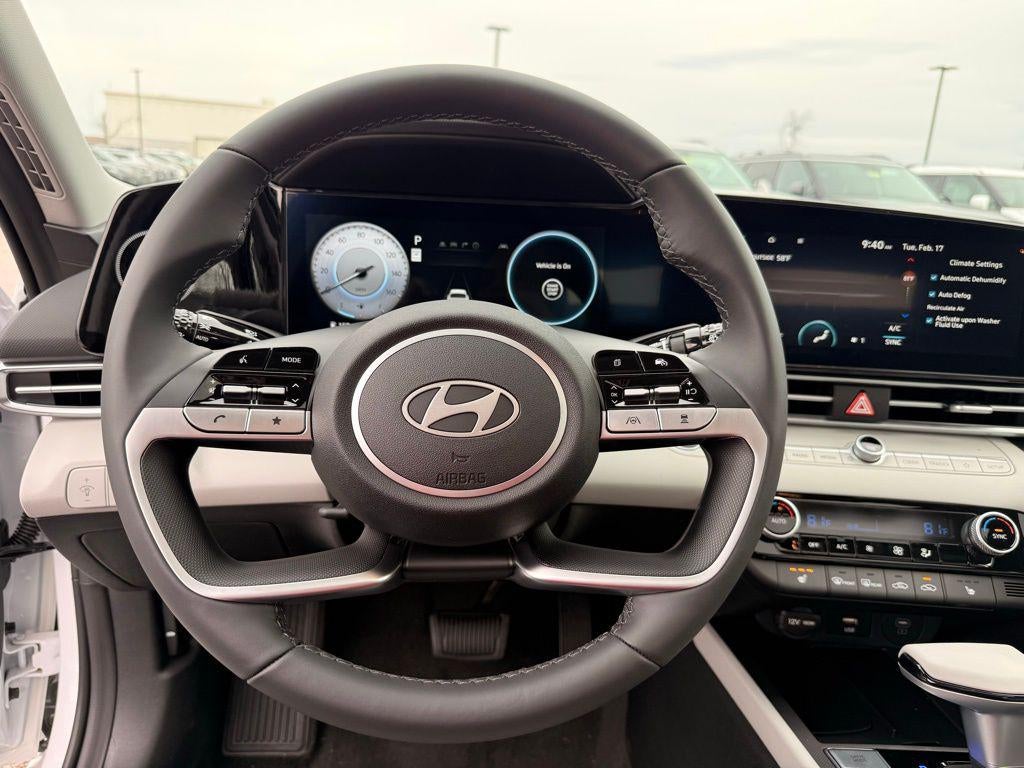 2025 Hyundai Elantra Limited
