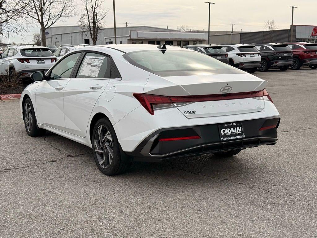 2025 Hyundai Elantra Limited