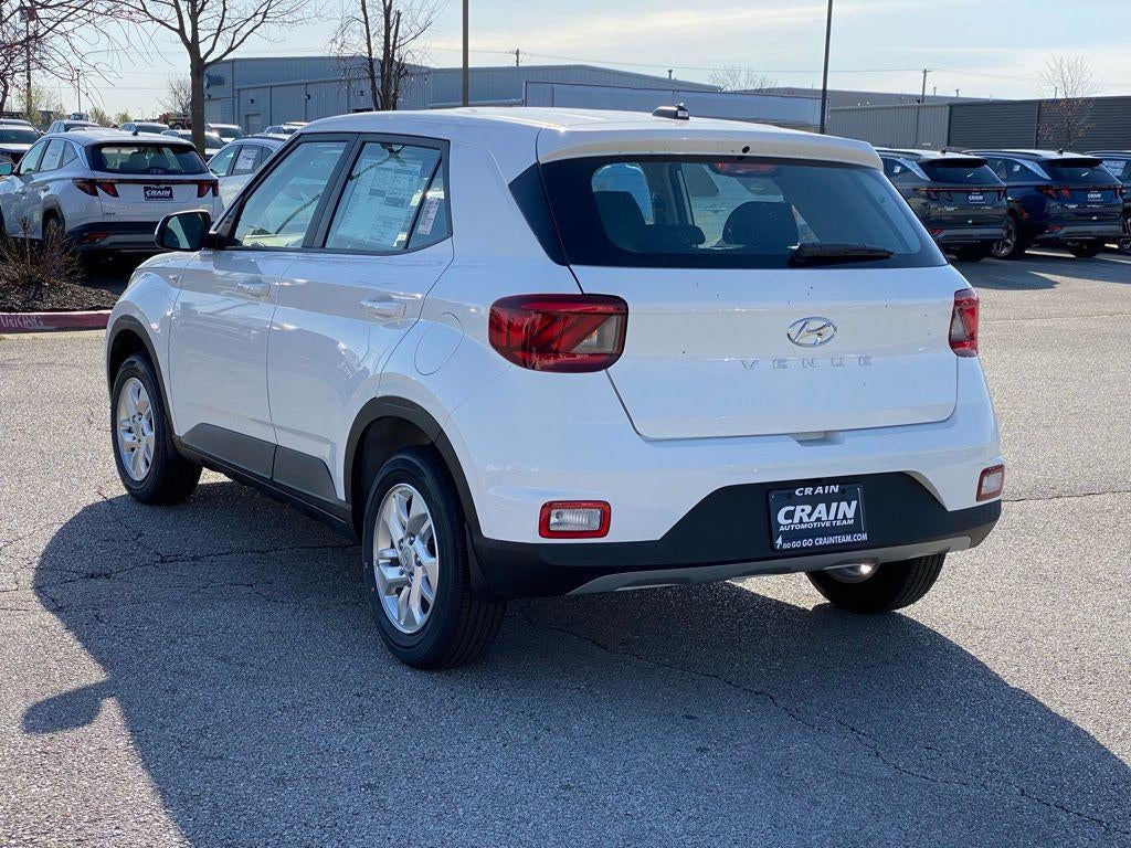 2026 Hyundai Venue SE