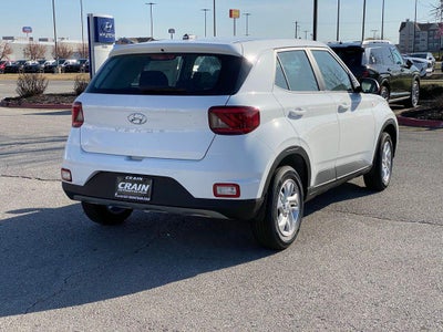 2026 Hyundai Venue SE