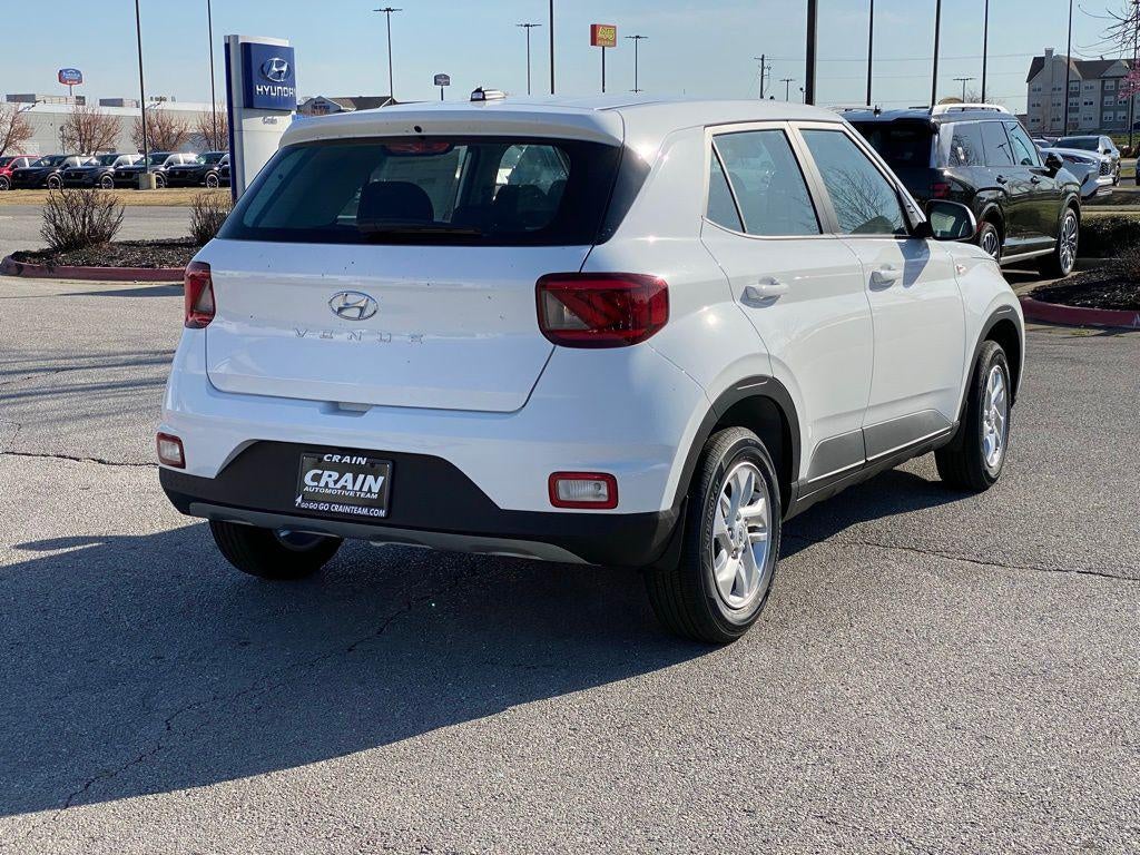 2026 Hyundai Venue SE