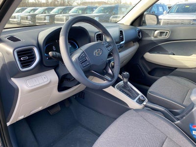 2026 Hyundai Venue SEL w/Two-Tone Roof