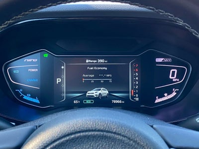 2022 Kia Niro LXS NICE CAR