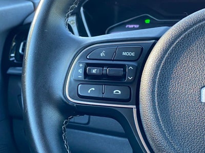 2022 Kia Niro LXS NICE CAR