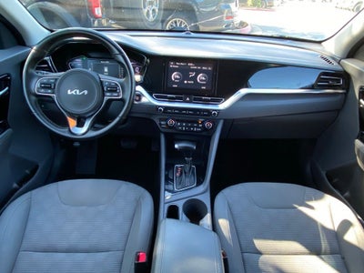 2022 Kia Niro LXS NICE CAR