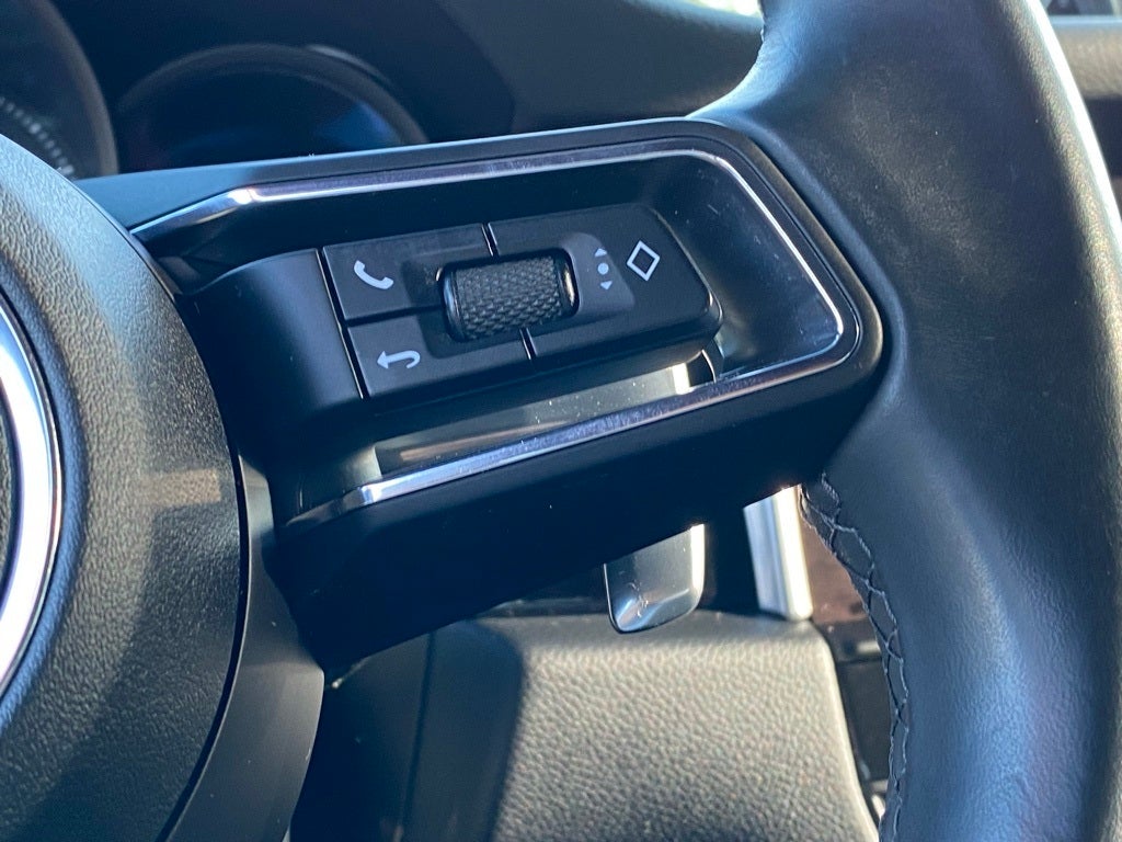 2022 Porsche Macan Base AWD / PANO ROOF / CLEAN CARFAX