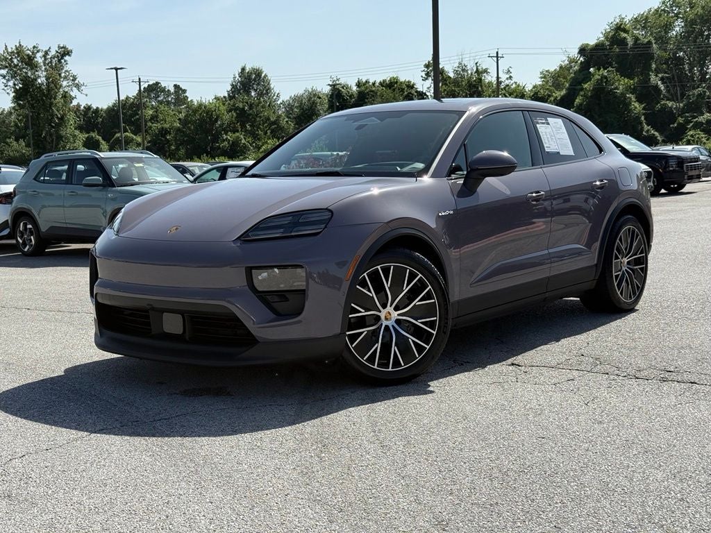 2025 Porsche Macan Electric 4S