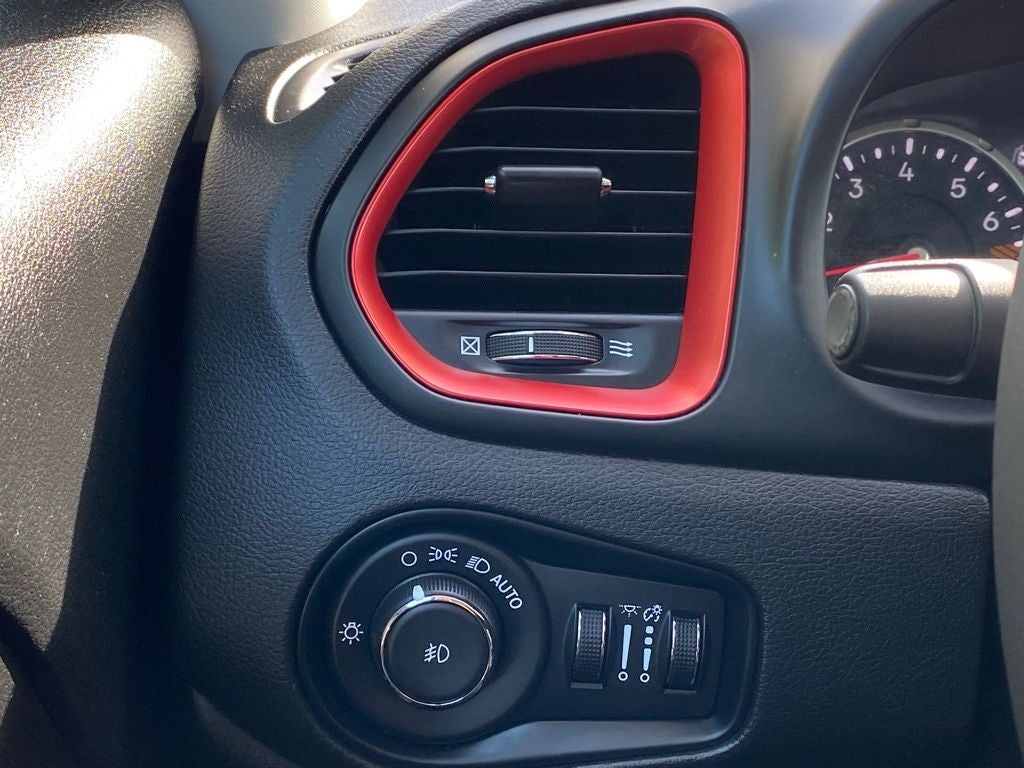 2023 Jeep Renegade Trailhawk