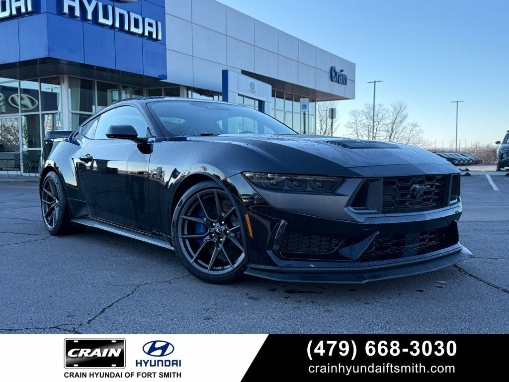 2025 Ford Mustang Dark Horse handling package,appearance pack,recaro seats