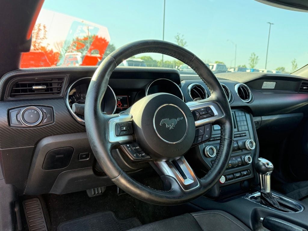 2016 Ford Mustang V6