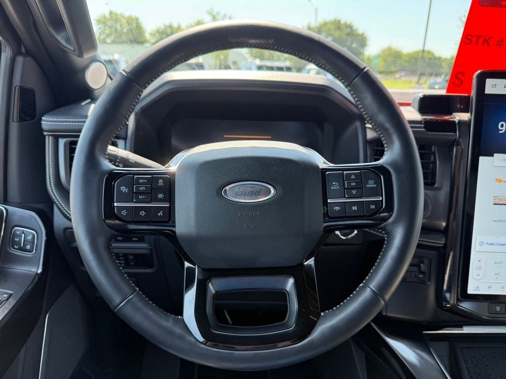 2023 Ford F-150 Lightning Platinum