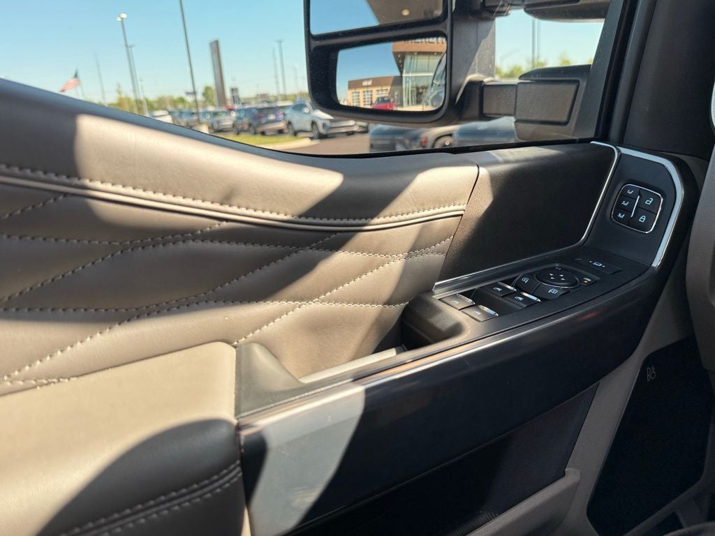 2025 Ford F-250SD Platinum