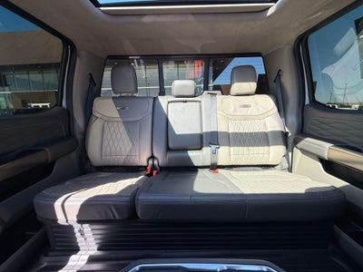 2025 Ford F-250SD Platinum