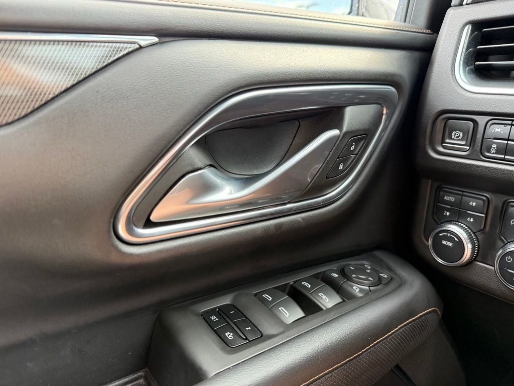 2023 GMC Yukon XL AT4
