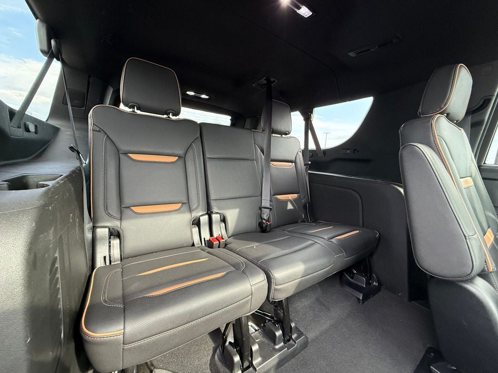 2023 GMC Yukon XL AT4