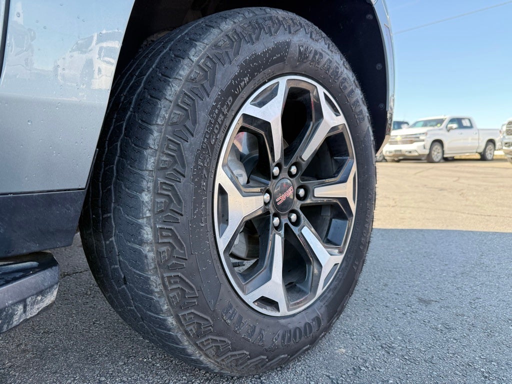 2025 GMC Yukon XL AT4 DVDS,COOLED HEATED,TECH PACK SEATS