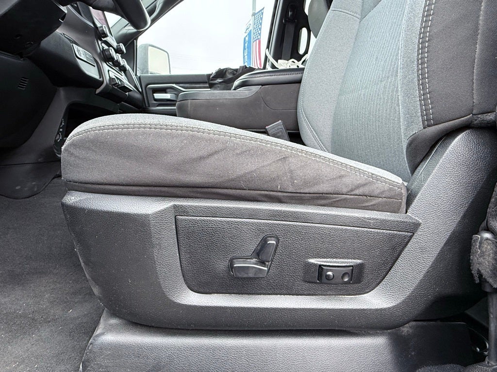 2024 RAM 2500 Big Horn OFF ROAD PACKAGE