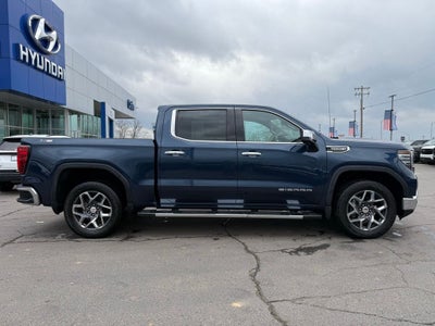 2022 GMC Sierra 1500 SLT
