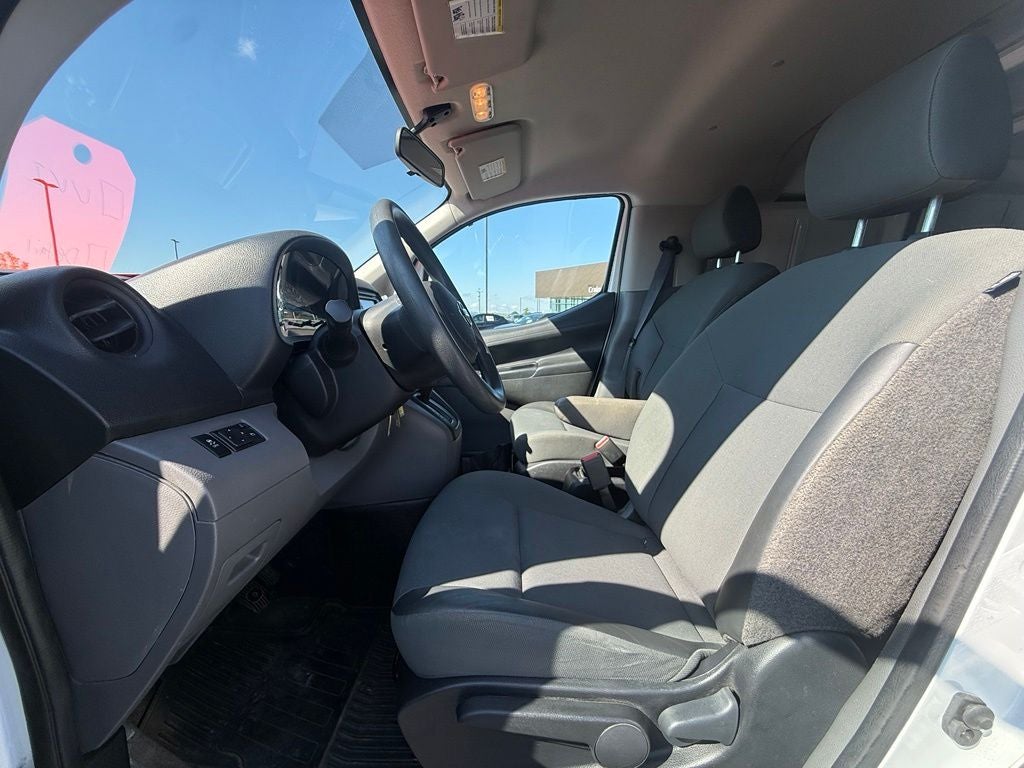 2017 Nissan NV200 SV
