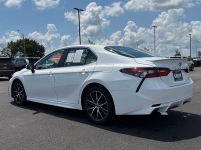2024 Toyota Camry SE