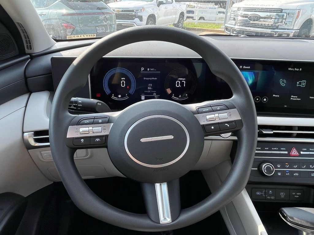 2026 Hyundai Tucson SE FWD