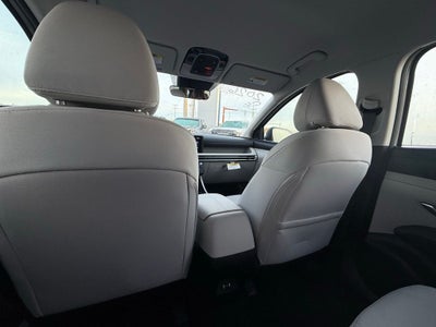 2026 Hyundai Tucson SE FWD