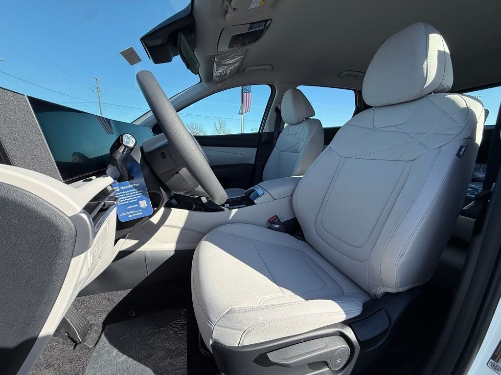 2026 Hyundai Tucson SE FWD