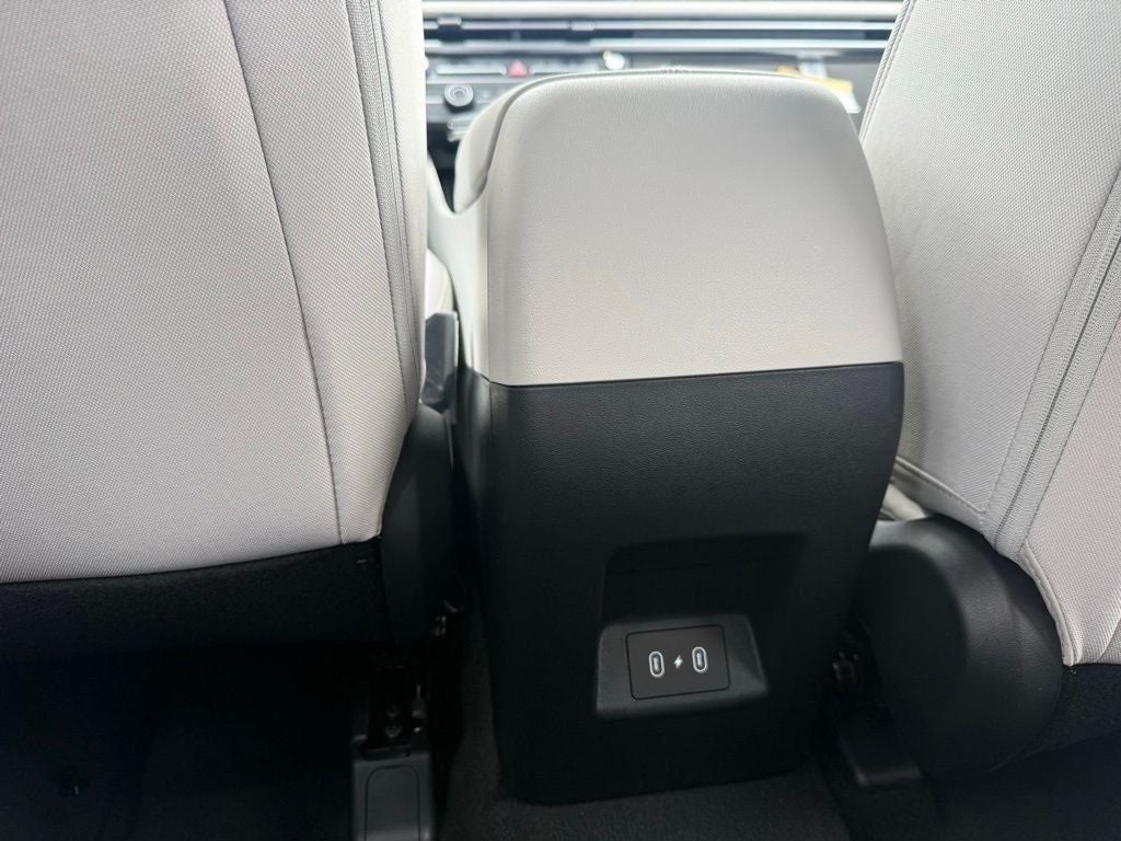 2026 Hyundai Tucson SE FWD