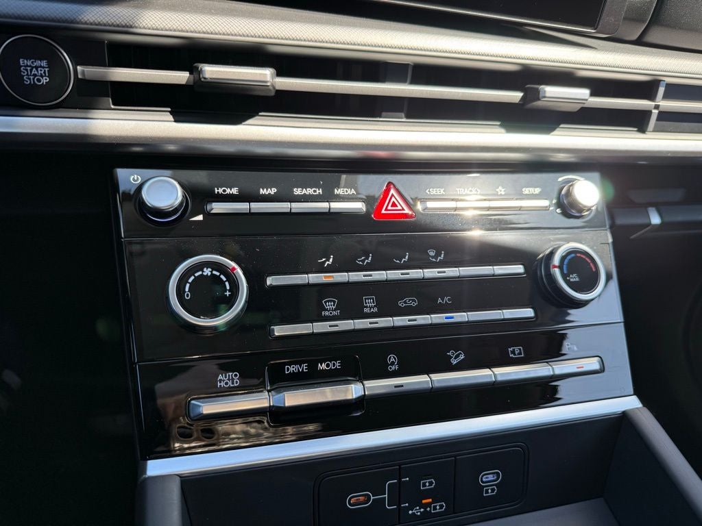 2026 Hyundai Santa Fe SE FWD